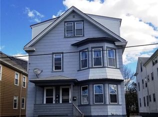 388 Metacom Ave, Warren, RI 02885