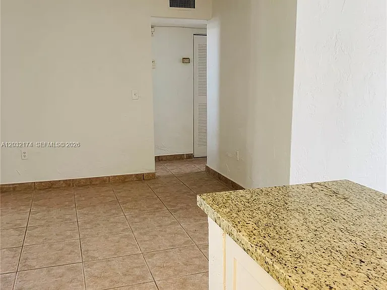 6900 N Kendall Dr #A304 — Photo 8