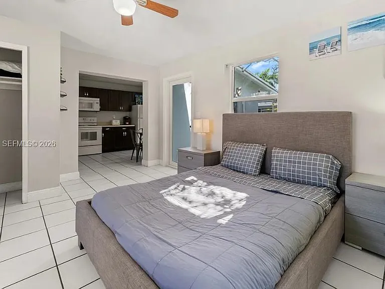 1133 NE 17th Ave #7 — Photo 7