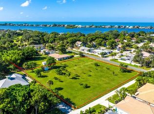 Palmetto St, Nokomis, FL 34275