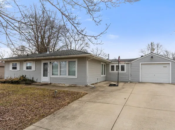 1918 Robin Dr, Warsaw, IN 46580