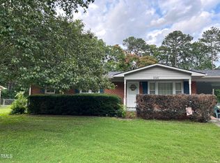 2546 Ardsley Dr, Durham, NC 27704