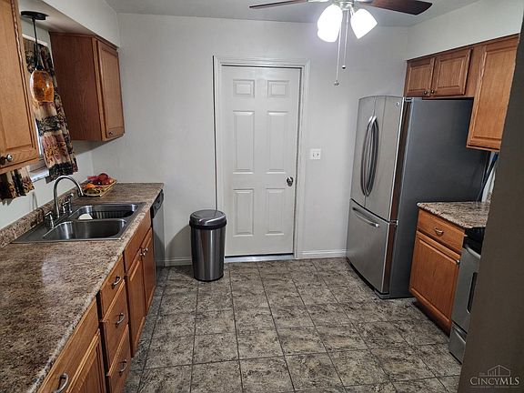 2nd image of 6553 Elvin Ln