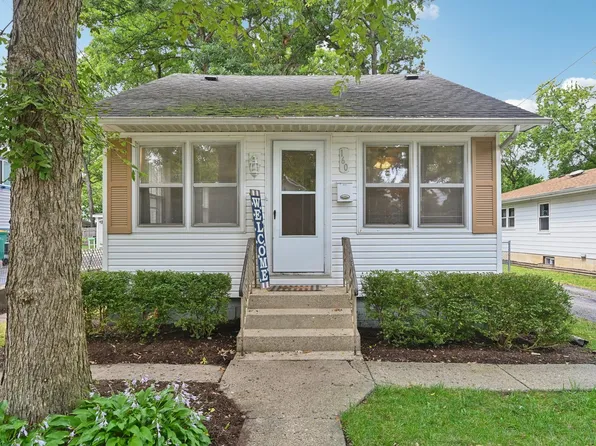 160 Cecelia St, Grayslake, IL 60030