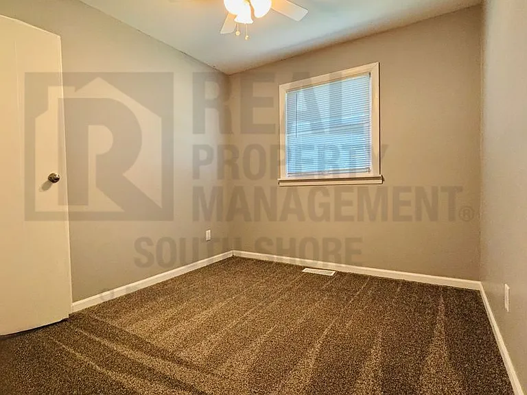 8018 Taney Pl — Photo 10