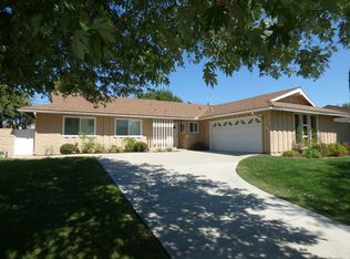 1949 Lark Ellen Dr, Fullerton, CA 92835