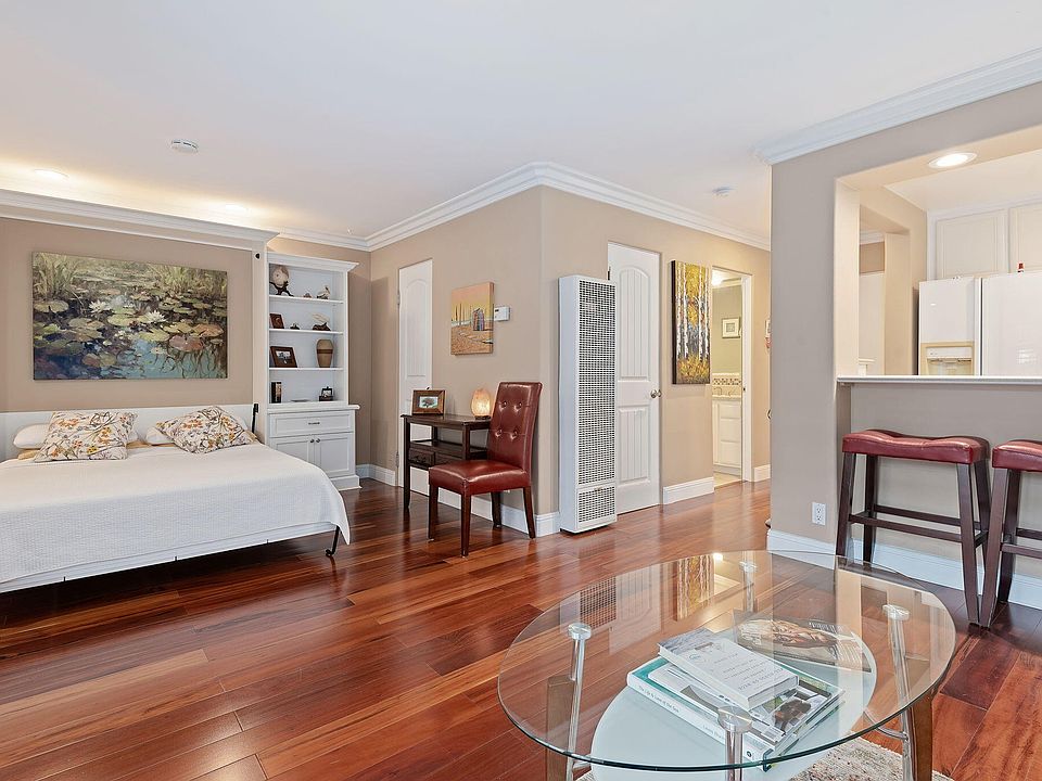 1st image of 222 Por La Mar Cir
