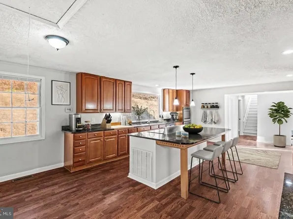 200 Weise Dr, Louisa, VA 23093