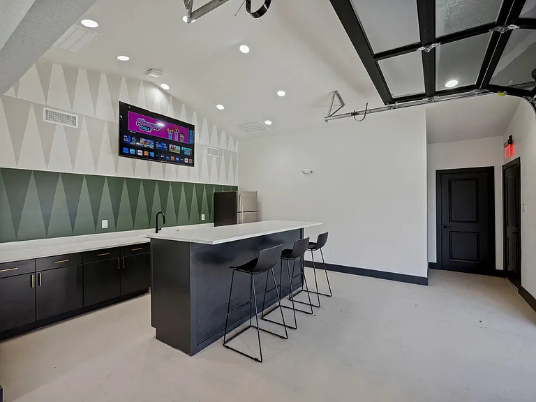 Barrett Creek Apartments — Photo 15