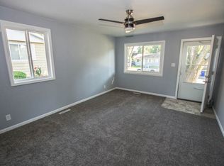 5131 Holly Ave NW, Cedar Rapids, IA 52405