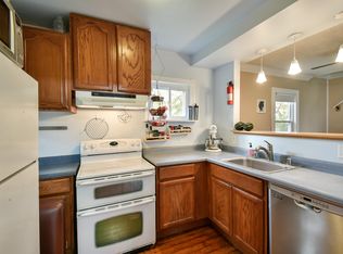 547 N 62nd St, Wauwatosa, WI 53213