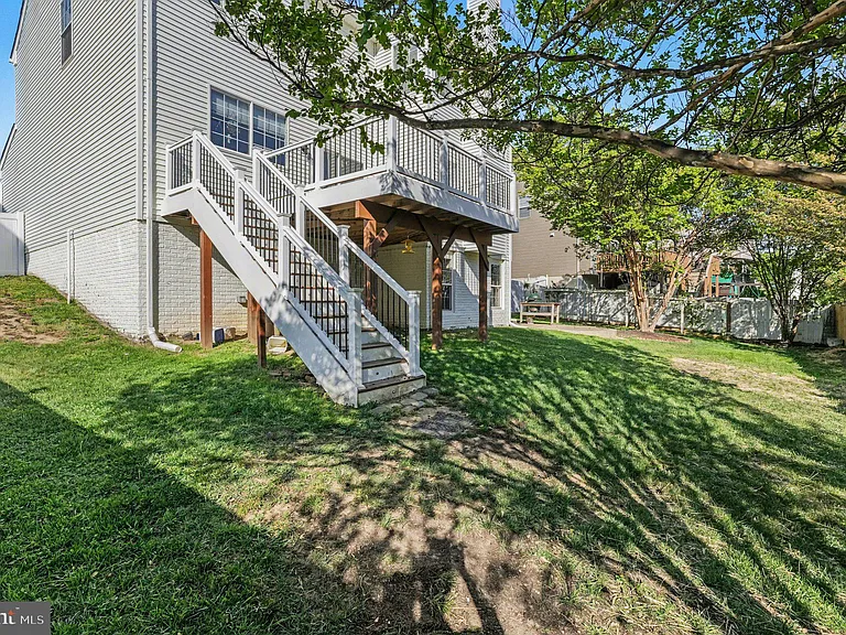 46 Northampton Blvd — Photo 34