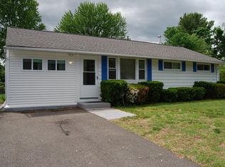 736 Bradley Rd, Springfield, MA 01109
