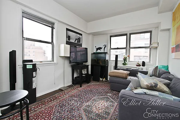 Rented by City Connections Realty | media 17