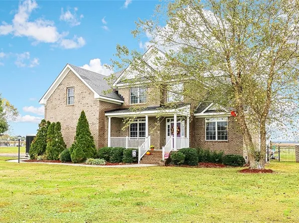 1921 Long Ridge Rd, Chesapeake, VA 23322