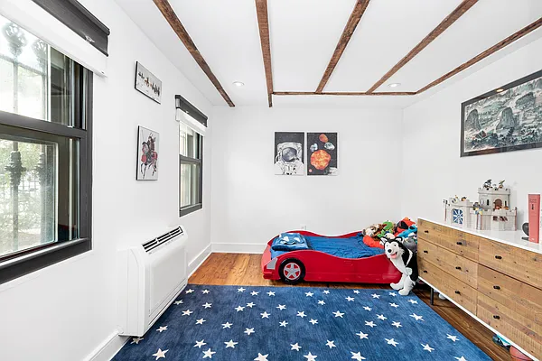 Sold by Douglas Elliman | media 13