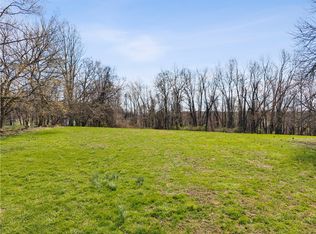 1640 Ridge Rd, Jeannette, PA 15644