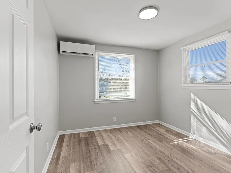 1507 Randolph Ave SE — Photo 7