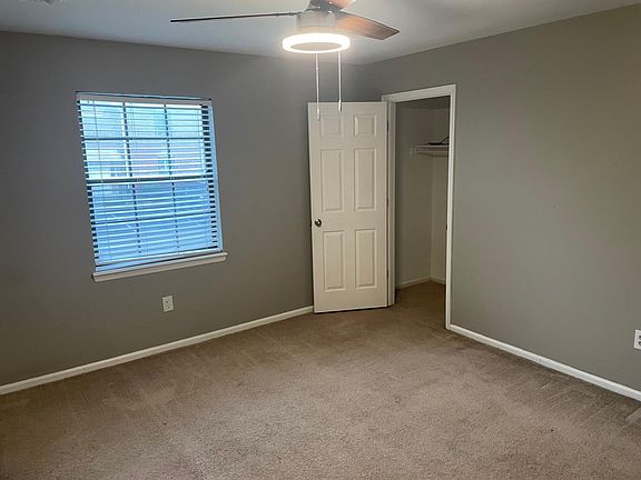 2nd image of 538 Chandler Pl