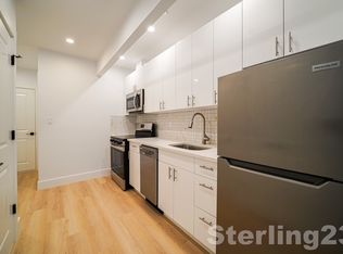 36-22 31st St #2B, Astoria, NY 11106