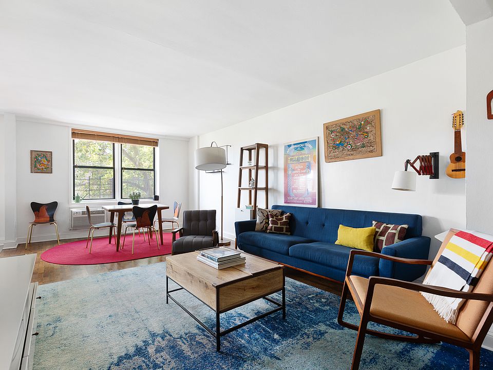 1st image of 275 Webster Ave APT 3E