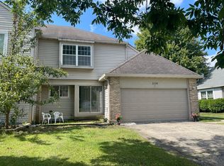 229 Picardy Ln, Bolingbrook, IL 60440