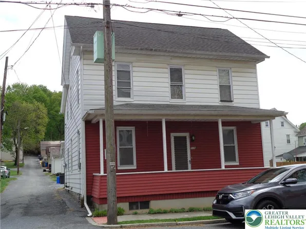 119 E Washington St, Slatington, PA 18080
