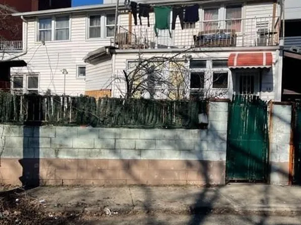 38 Brighton 2nd Pl, Brooklyn, NY 11235