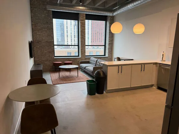 1111 3rd Ave S, Minneapolis, MN