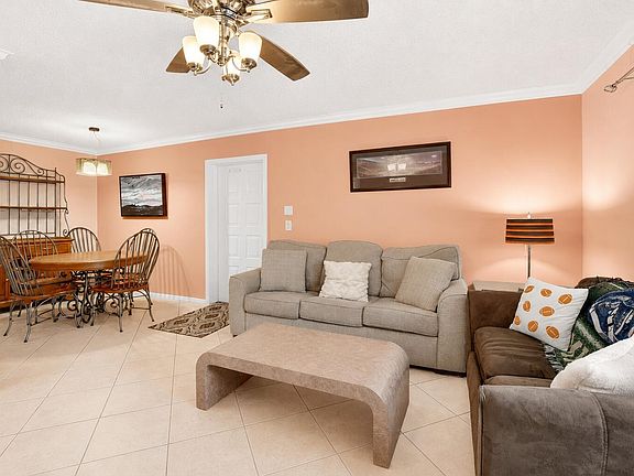 5th image of 13791 Oneida Drive #C2