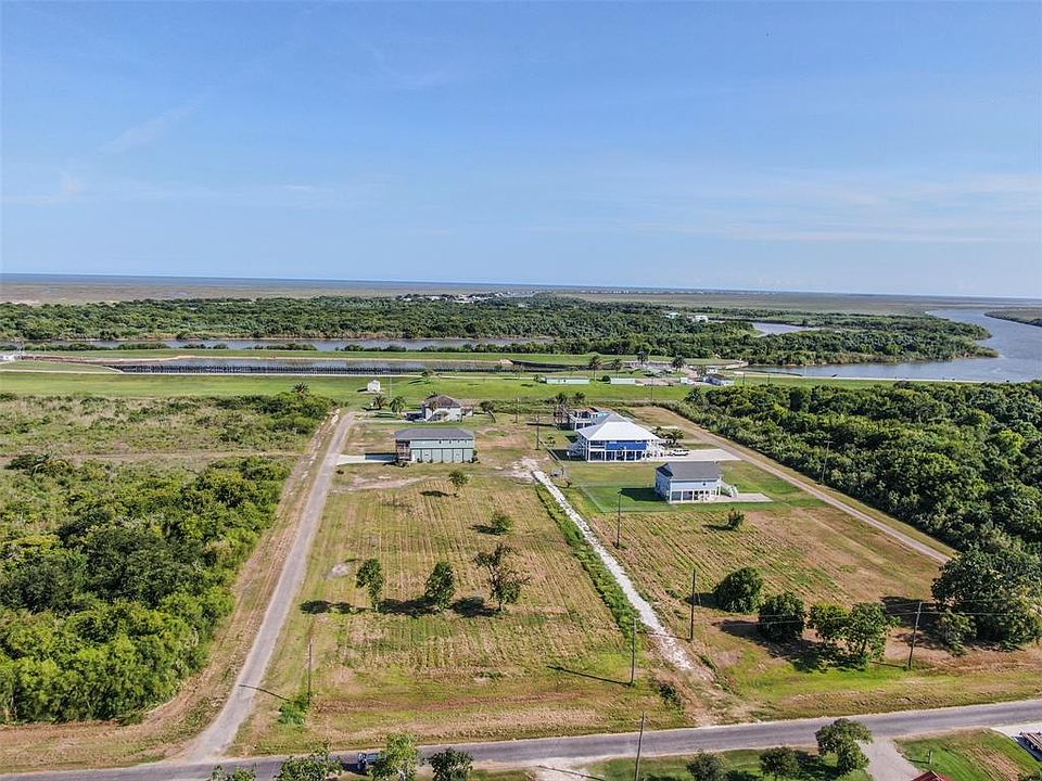 10 Matagorda St, Matagorda, TX 77457 | Zillow