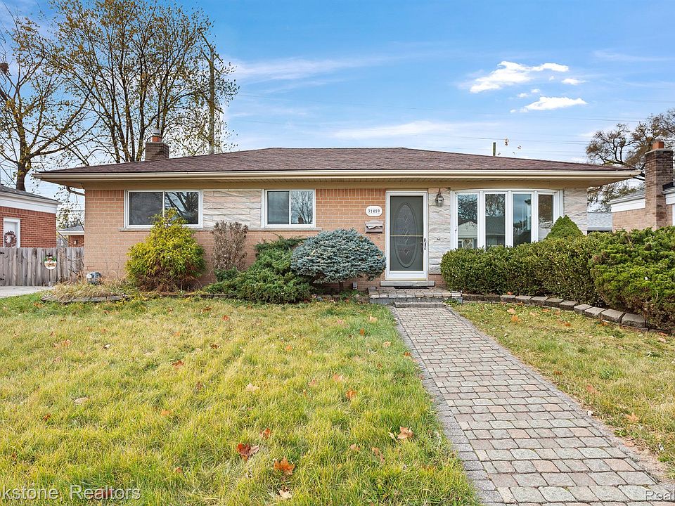 1st image of 31459 Iroquois Dr