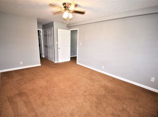 214 S 7th St APT D, Clarksville, TN 37040