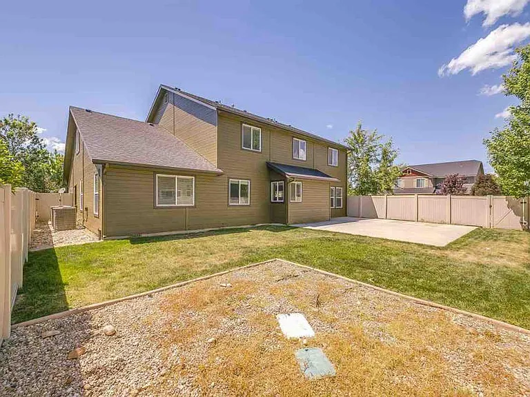 3864 S Picasso Ave — Photo 3