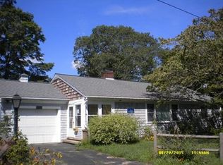 125 Grove St, Hyannis, MA 02601
