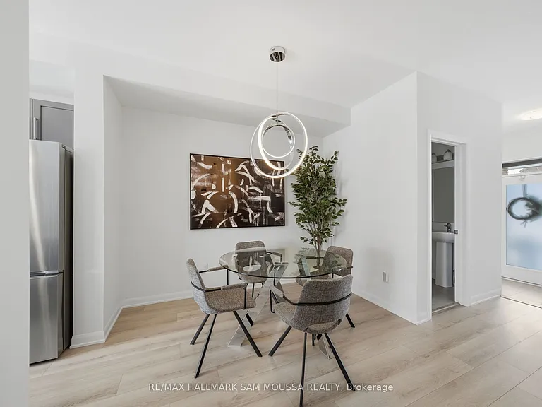 302 Drumlish Ln — Photo 9
