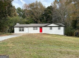 8600 Chestnut Ln, Lithia Springs, GA 30122