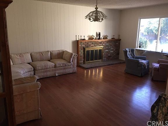 3rd image of 429 E Lucille Ave
