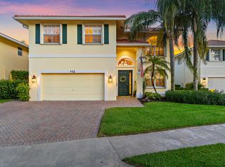 112 Hidden Hollow Drive, Palm Beach Gardens, FL 33418