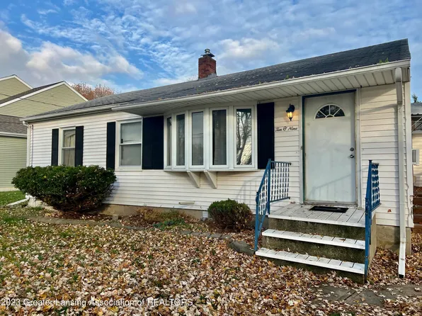 1009 S Church St, Saint Johns, MI 48879