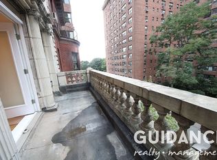 310 W 73rd St APT 3A, New York, NY 10023