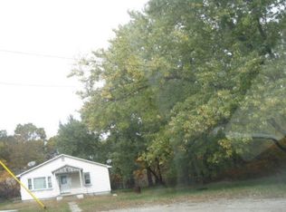 5852 S U Rd E, North Judson, IN 46366