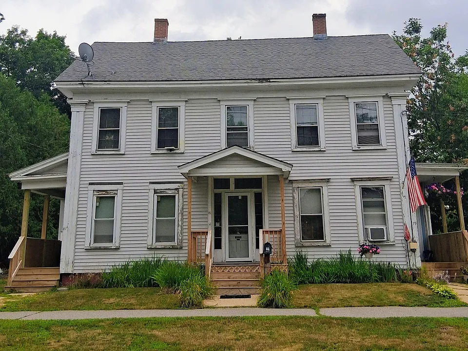81 Academy St