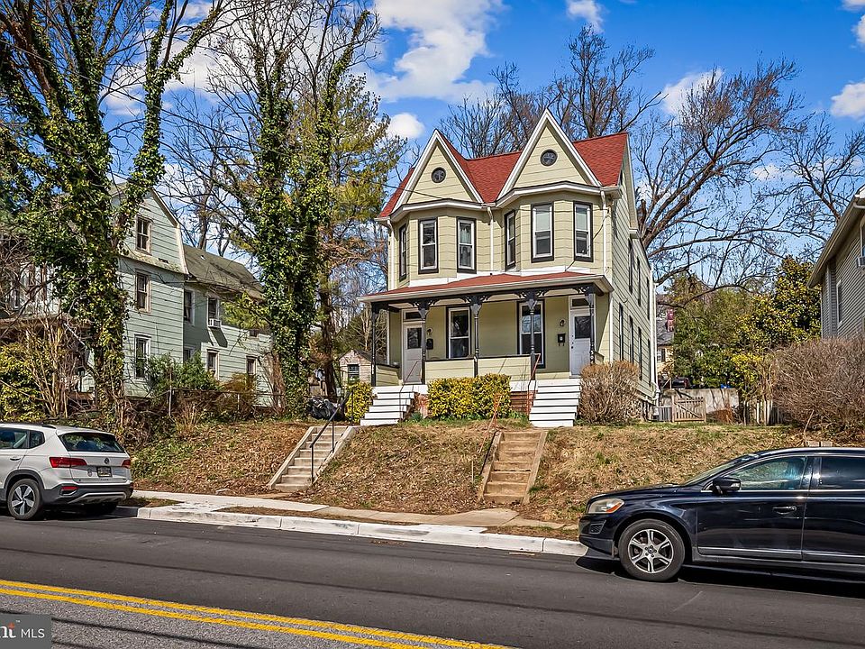 1st image of 304 W Cold Spring Ln