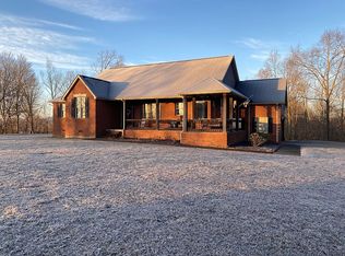 896 Phoenix Place Blvd, Hazard, KY 41701
