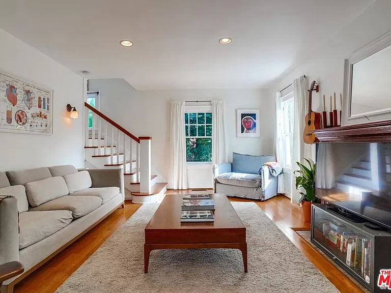 2154 Willetta St — Photo 9