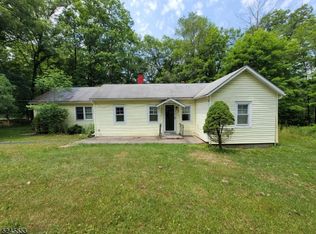 17 Clove Rd, Montague, NJ 07827