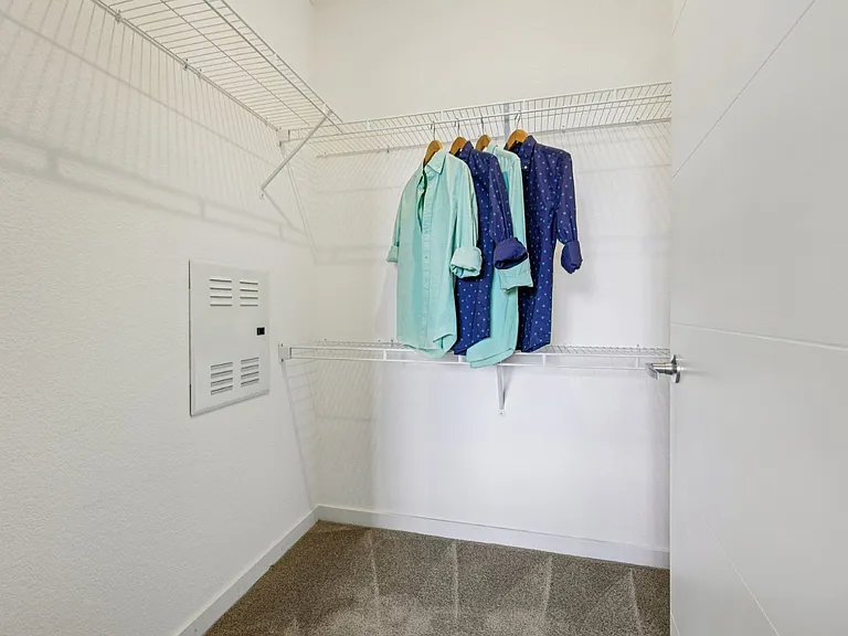 Elevate — Photo 31