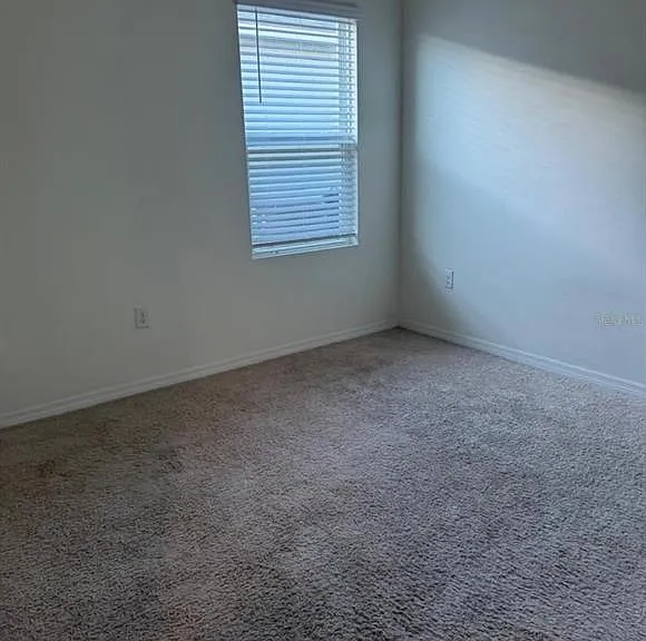 225 Lawson Ave — Photo 19