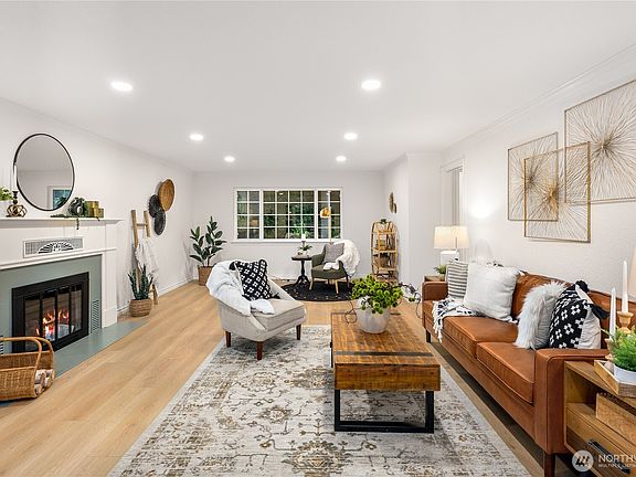 3rd image of 17811 7th Avenue W